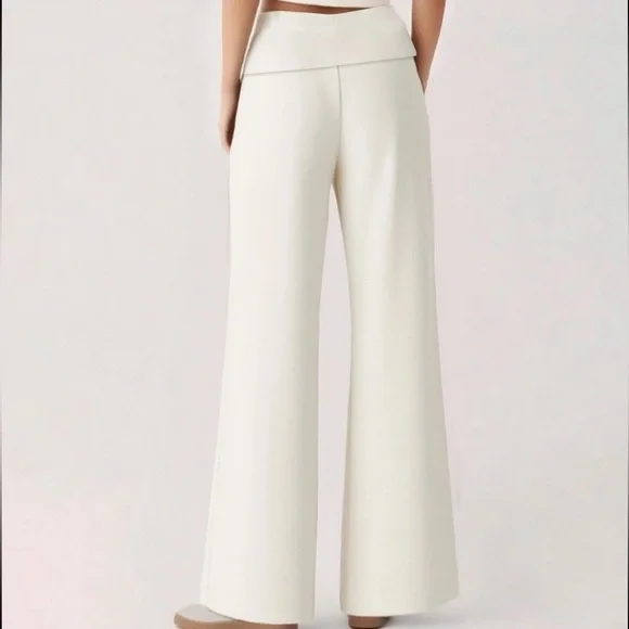 Edikted White Pants with Silver Sequins - Picture 4 of 6